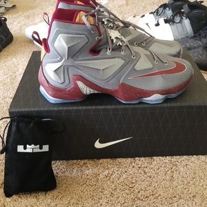 Nike Lebron XIII LMTD Opening Night